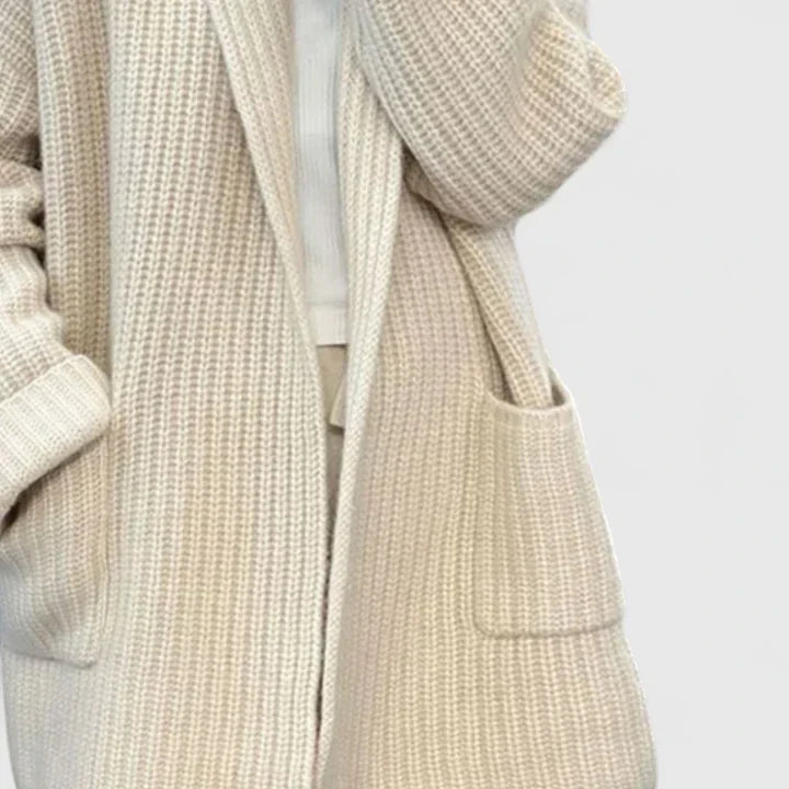 Victoria | Comfortable Cardigan