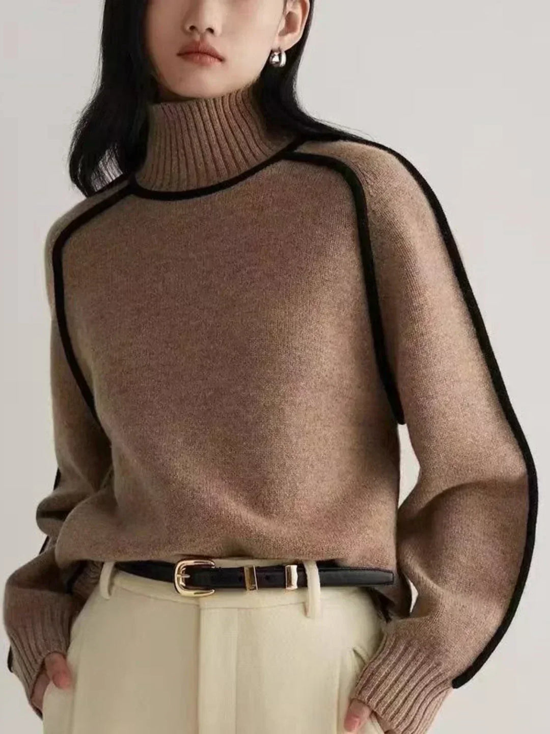 Donna - Elegant Turtleneck sweater
