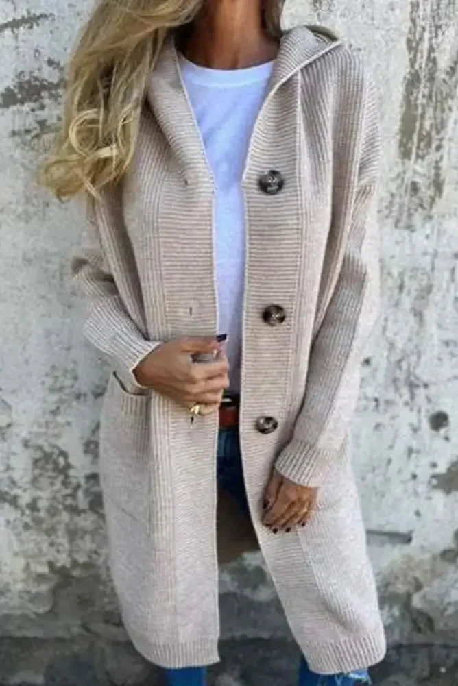 Émanuelle | Quiet Seasoned Comfort