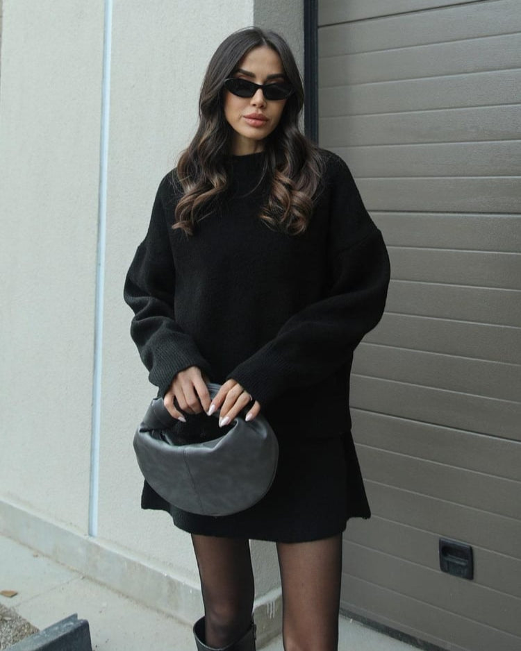 Léa | Soft Confidence, Minimal Motion